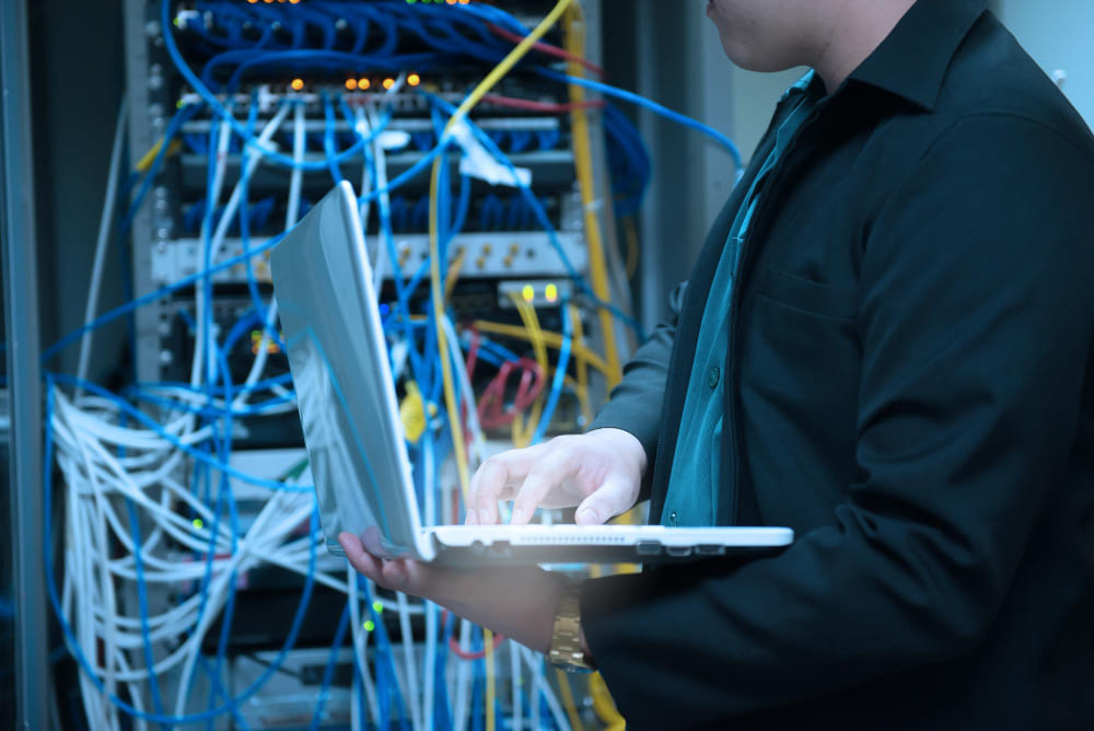 Cloud Routing Solutions for Modern Networks